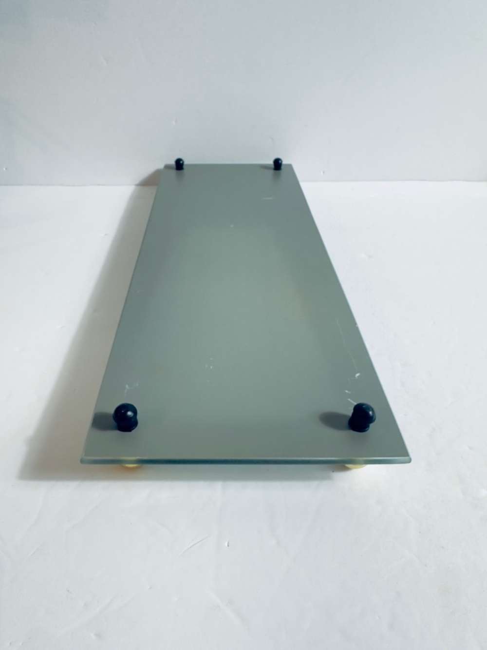 Vintage vanity dresser tray, mirrored base,‎ plastic tube railing brass accents. - Picture 5 of 6